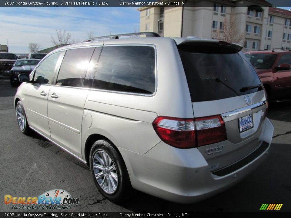 2007 Honda Odyssey Touring Silver Pearl Metallic / Black Photo #5