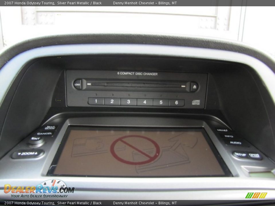 2007 Honda Odyssey Touring Silver Pearl Metallic / Black Photo #19