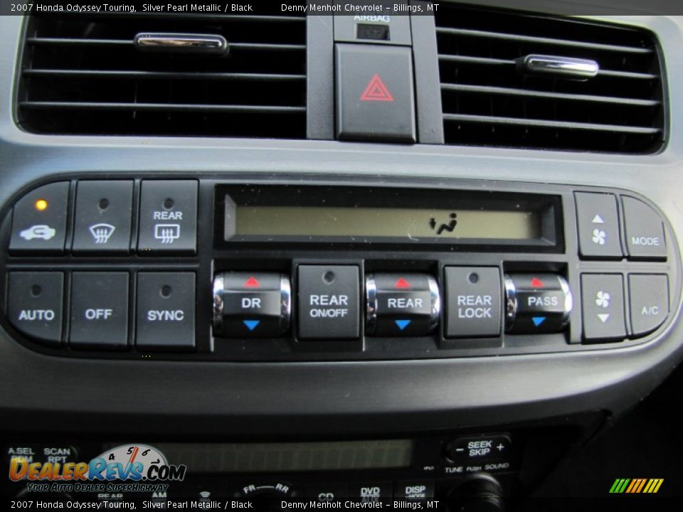 2007 Honda Odyssey Touring Silver Pearl Metallic / Black Photo #20
