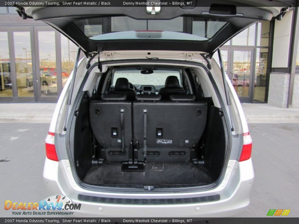 2007 Honda Odyssey Touring Silver Pearl Metallic / Black Photo #36