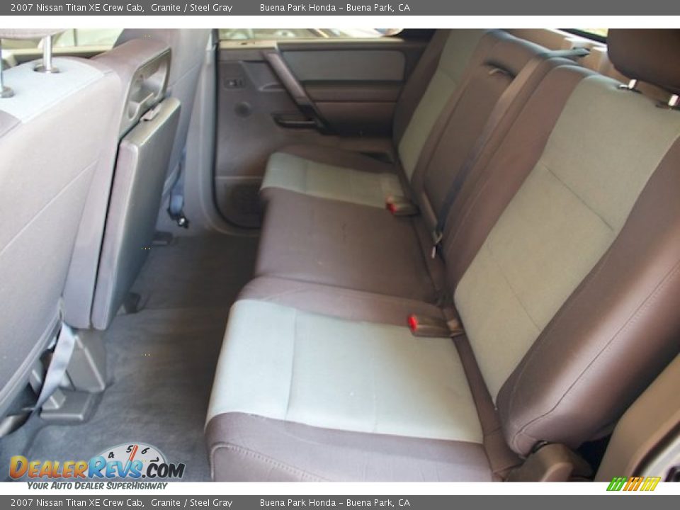 2007 Nissan Titan XE Crew Cab Granite / Steel Gray Photo #4
