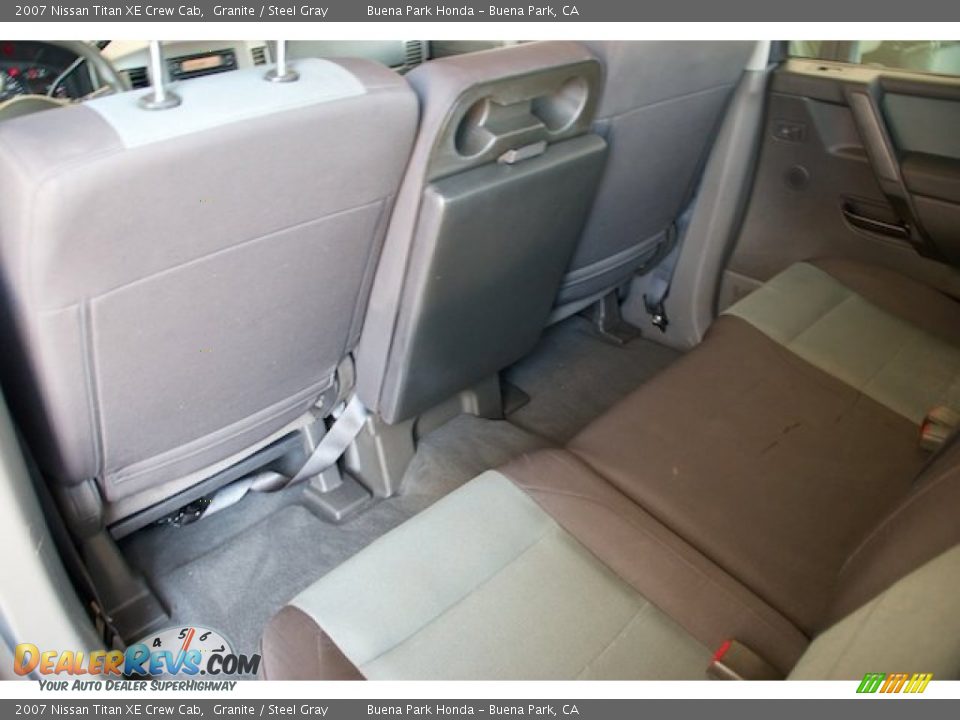 2007 Nissan Titan XE Crew Cab Granite / Steel Gray Photo #16