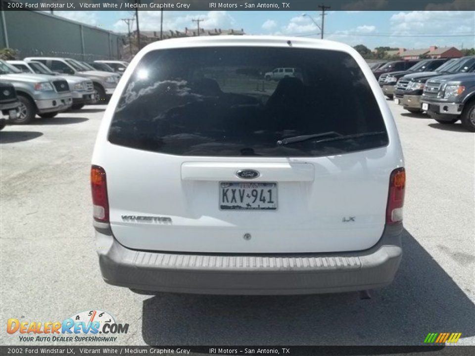 2002 Ford Windstar LX Vibrant White / Medium Graphite Grey Photo #4