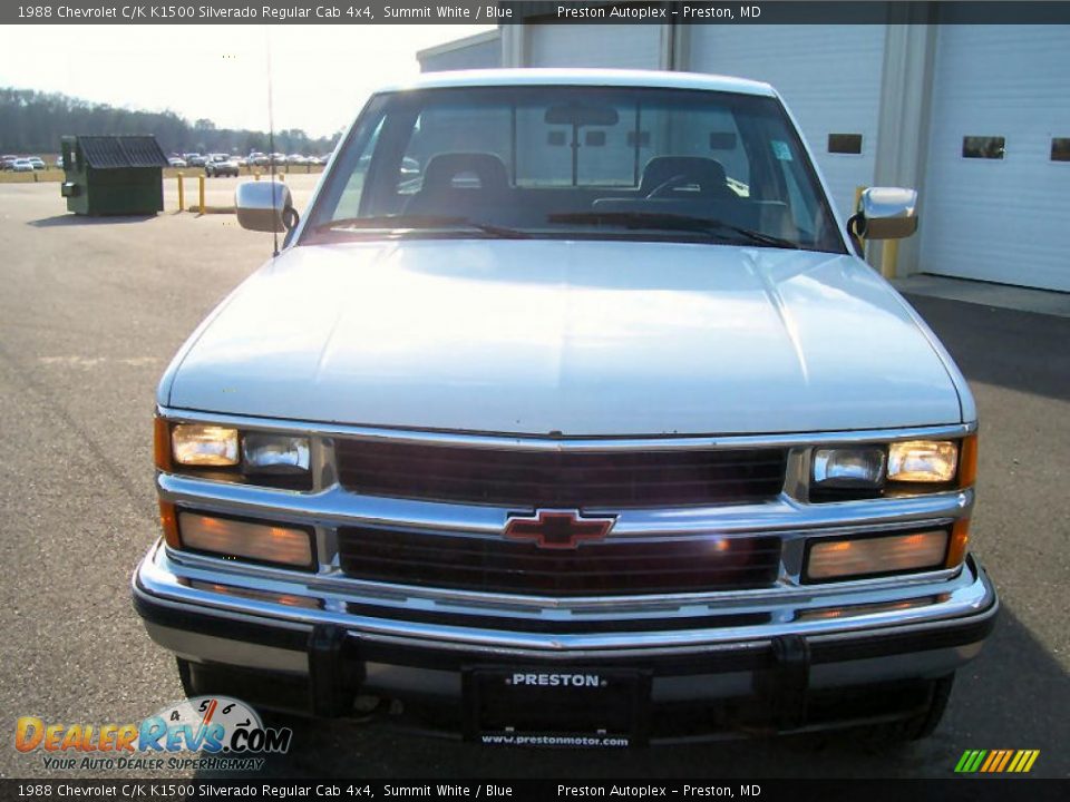 1988 Chevrolet C/K K1500 Silverado Regular Cab 4x4 Summit White / Blue Photo #5