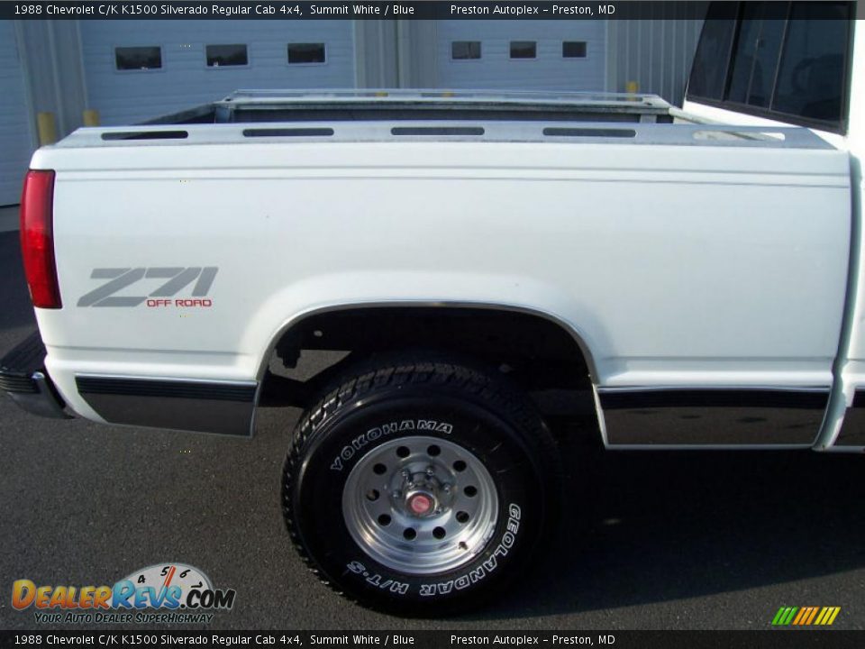 1988 Chevrolet C/K K1500 Silverado Regular Cab 4x4 Summit White / Blue Photo #11