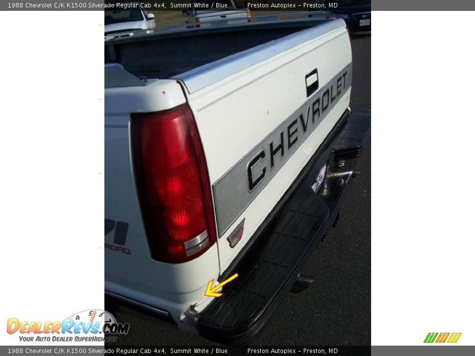 1988 Chevrolet C/K K1500 Silverado Regular Cab 4x4 Summit White / Blue Photo #29