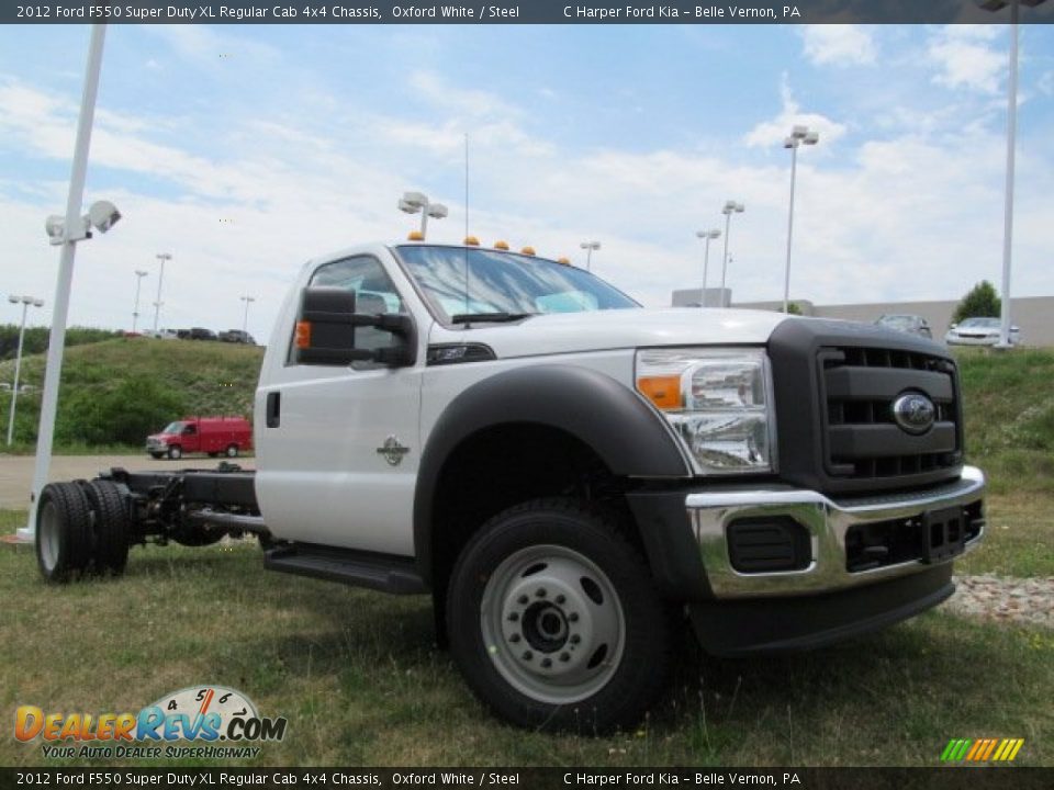 2012 Ford F550 Super Duty XL Regular Cab 4x4 Chassis Oxford White / Steel Photo #2