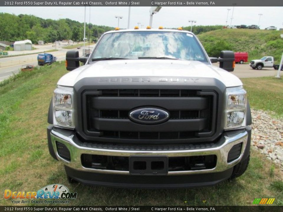 2012 Ford F550 Super Duty XL Regular Cab 4x4 Chassis Oxford White / Steel Photo #4