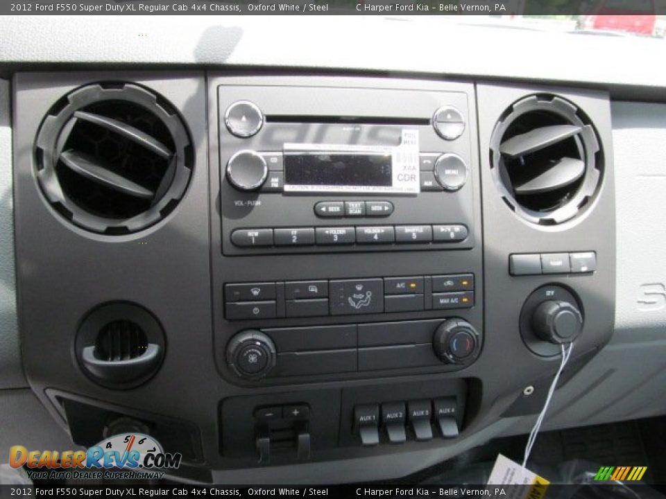 2012 Ford F550 Super Duty XL Regular Cab 4x4 Chassis Oxford White / Steel Photo #13