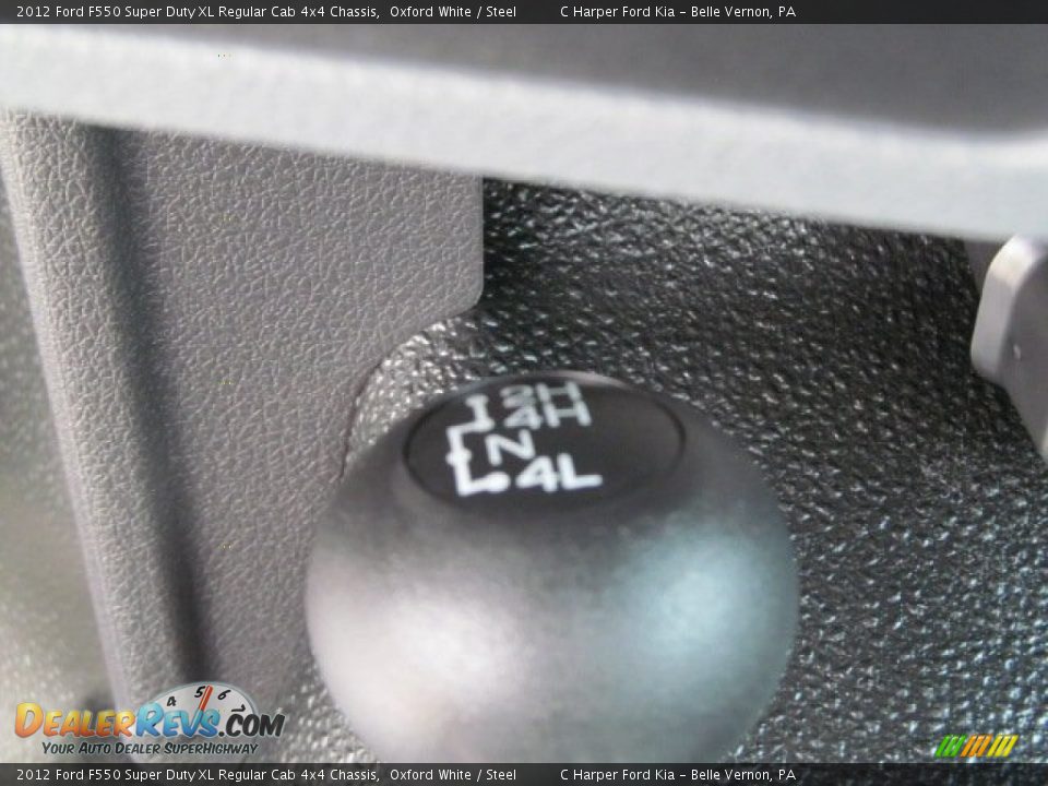 2012 Ford F550 Super Duty XL Regular Cab 4x4 Chassis Oxford White / Steel Photo #14