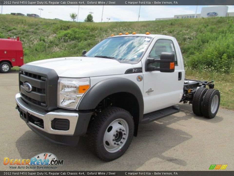 Front 3/4 View of 2012 Ford F450 Super Duty XL Regular Cab Chassis 4x4 Photo #10