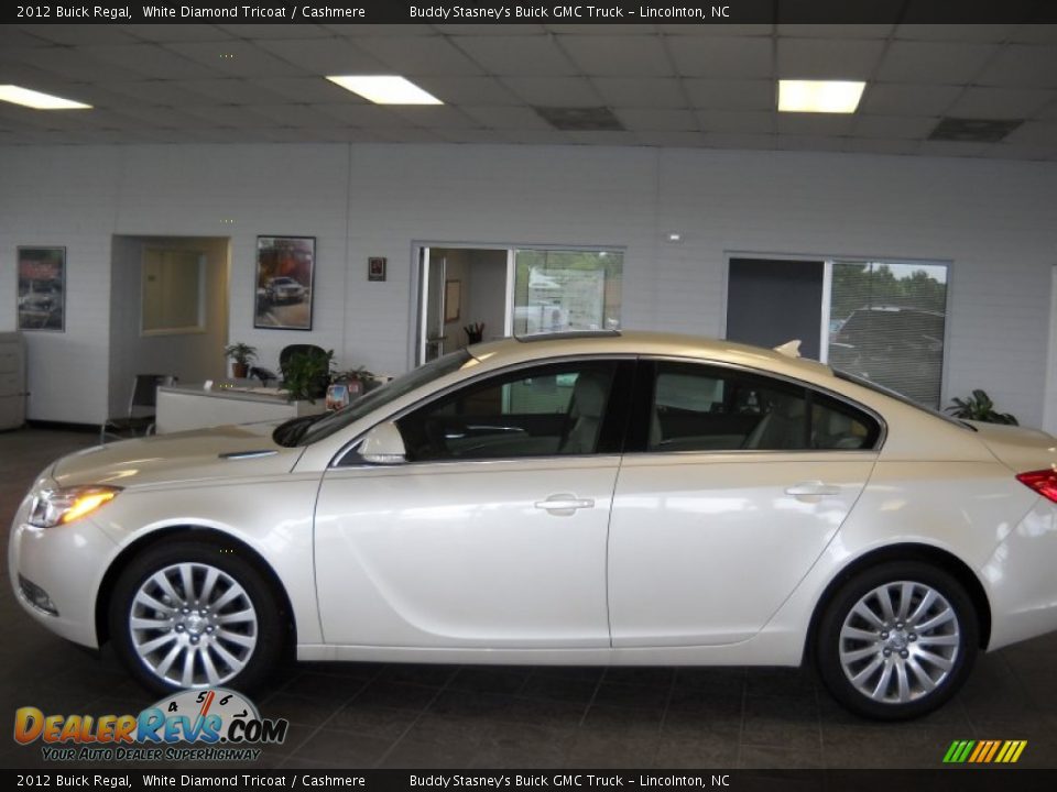2012 Buick Regal White Diamond Tricoat / Cashmere Photo #5