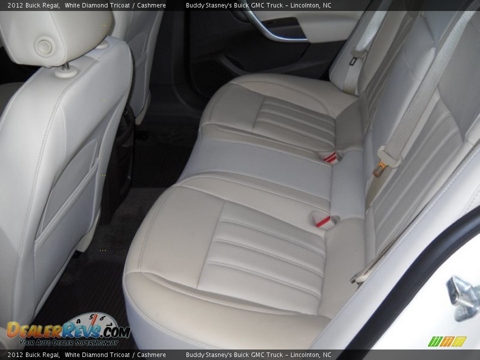 2012 Buick Regal White Diamond Tricoat / Cashmere Photo #10