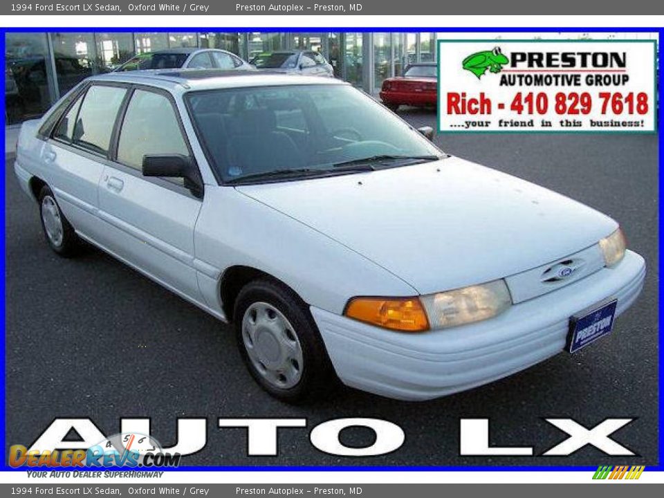 1994 Ford Escort LX Sedan Oxford White / Grey Photo #1