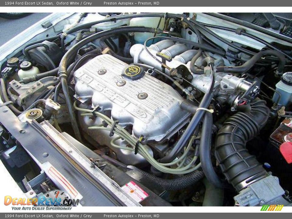 1994 Ford Escort LX Sedan Oxford White / Grey Photo #27