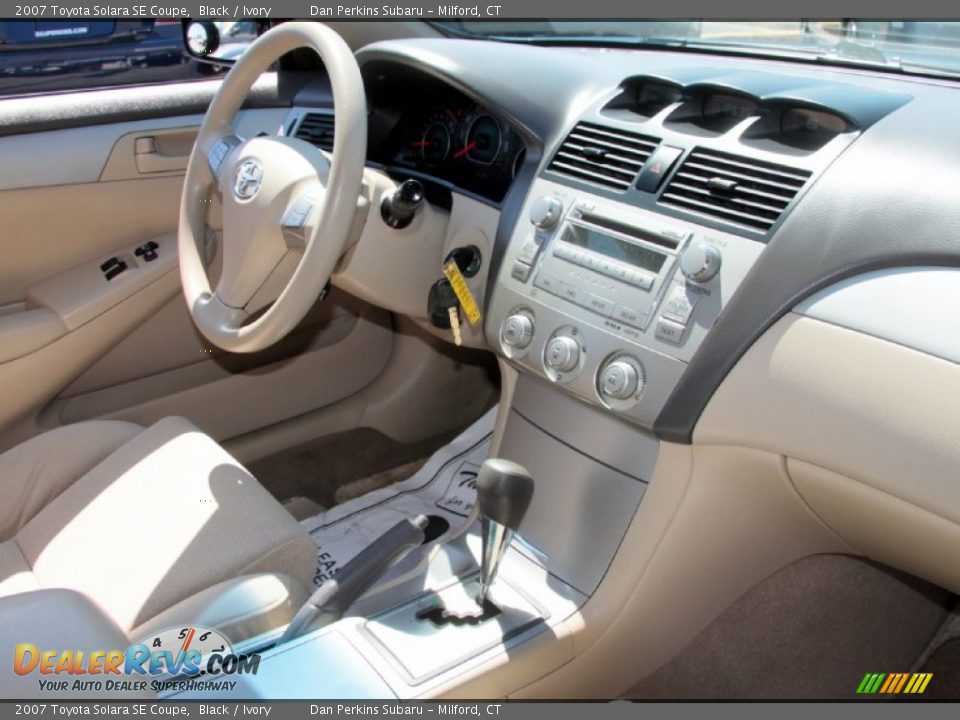 2007 Toyota Solara SE Coupe Black / Ivory Photo #12