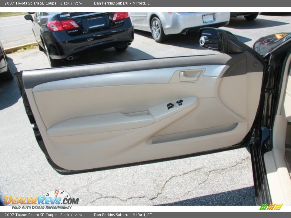 2007 Toyota Solara SE Coupe Black / Ivory Photo #20