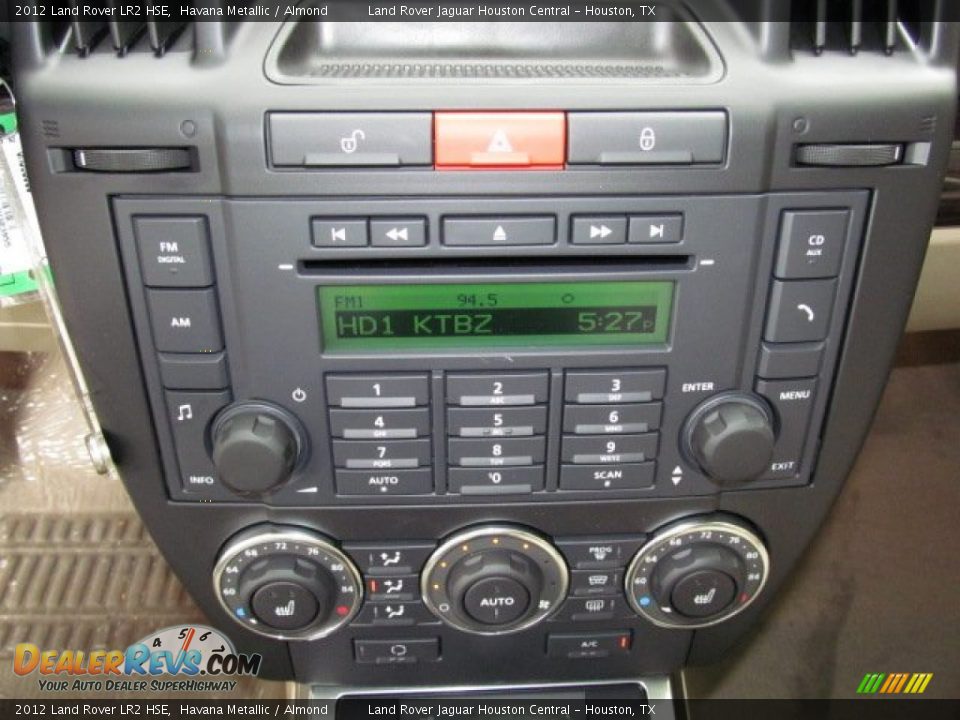 Controls of 2012 Land Rover LR2 HSE Photo #15