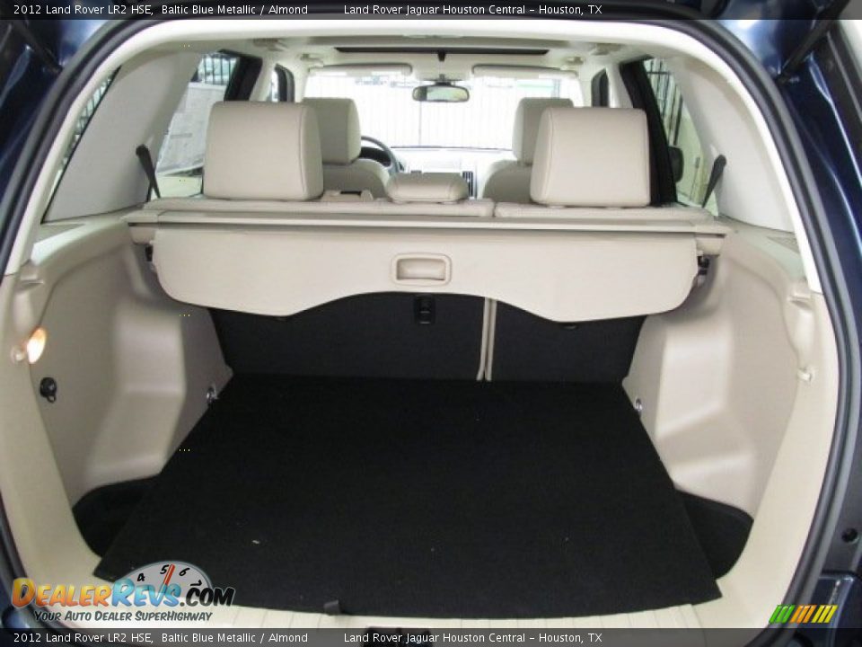 2012 Land Rover LR2 HSE Trunk Photo #12