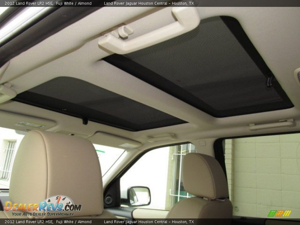Sunroof of 2012 Land Rover LR2 HSE Photo #11