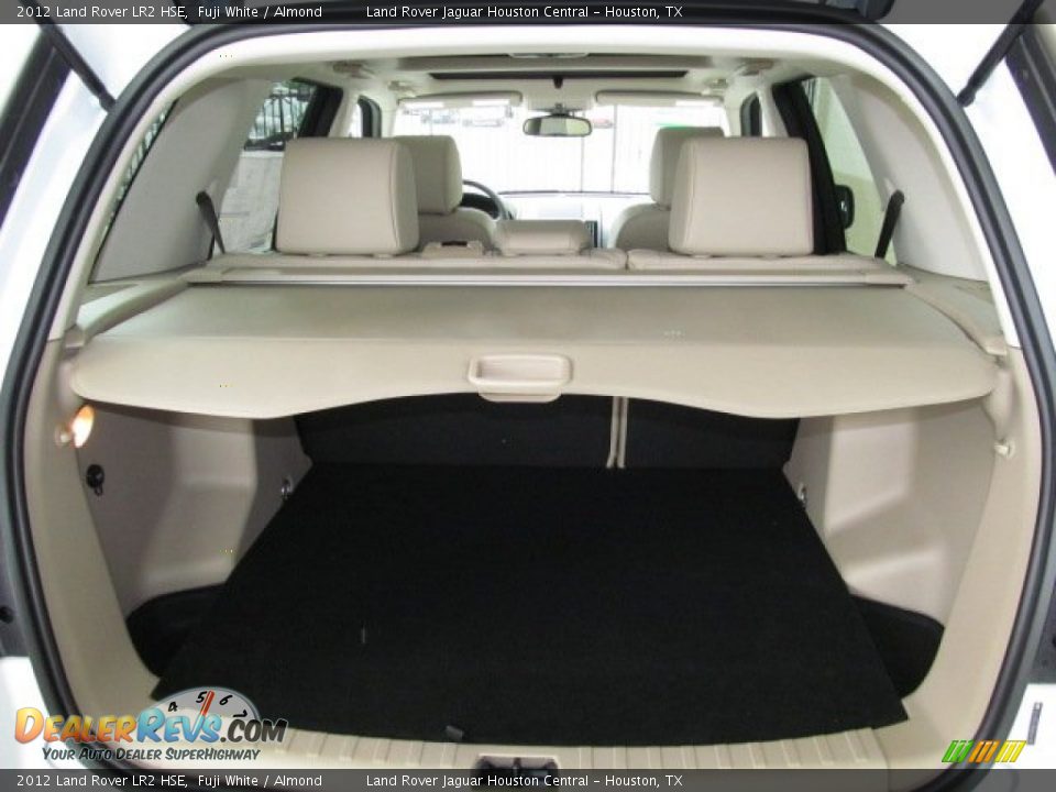 2012 Land Rover LR2 HSE Trunk Photo #12