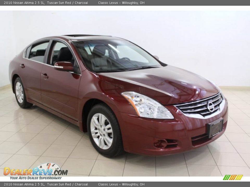 Front 3/4 View of 2010 Nissan Altima 2.5 SL Photo #1