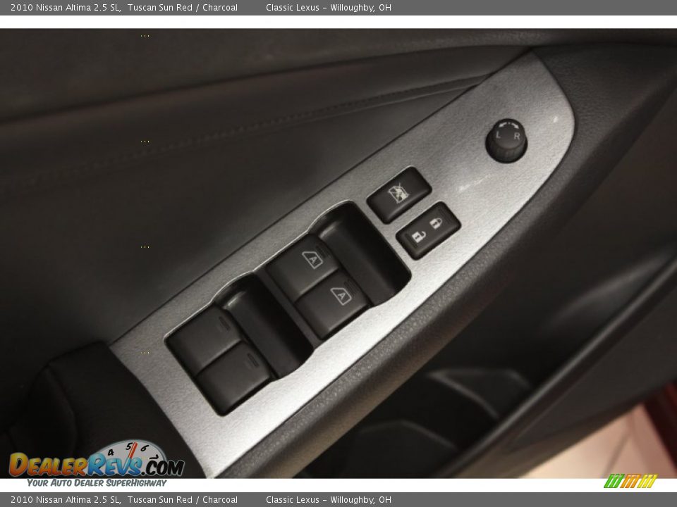 Controls of 2010 Nissan Altima 2.5 SL Photo #6