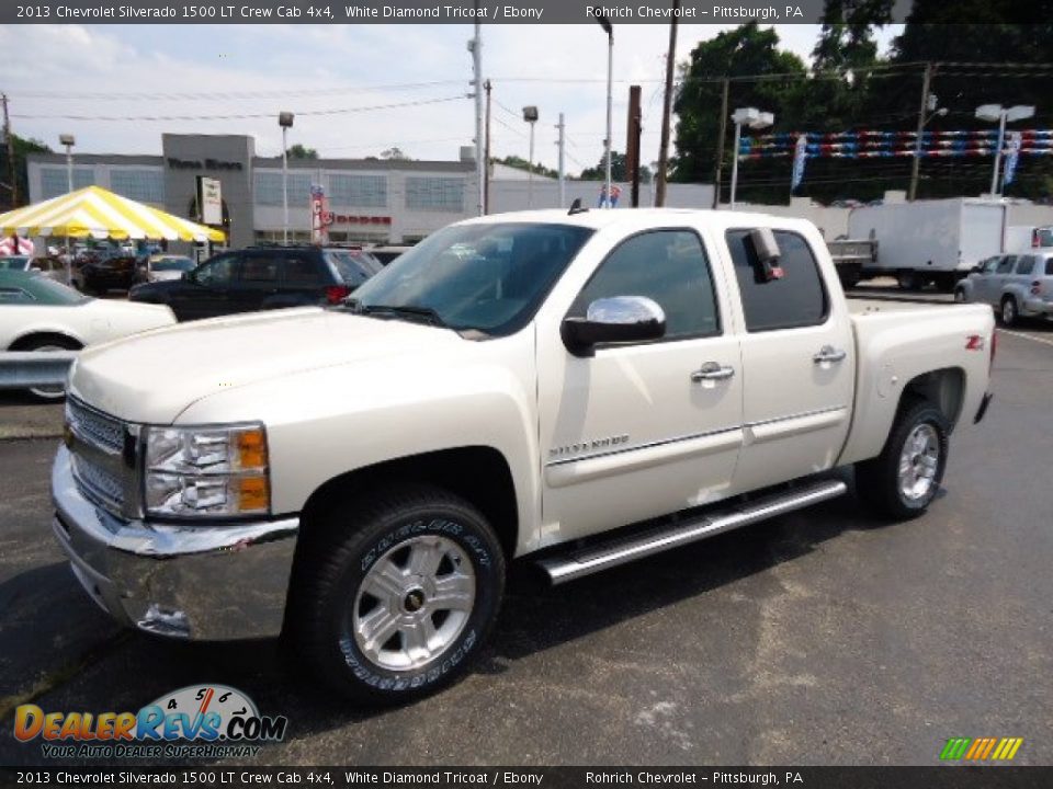 Front 3/4 View of 2013 Chevrolet Silverado 1500 LT Crew Cab 4x4 Photo #8