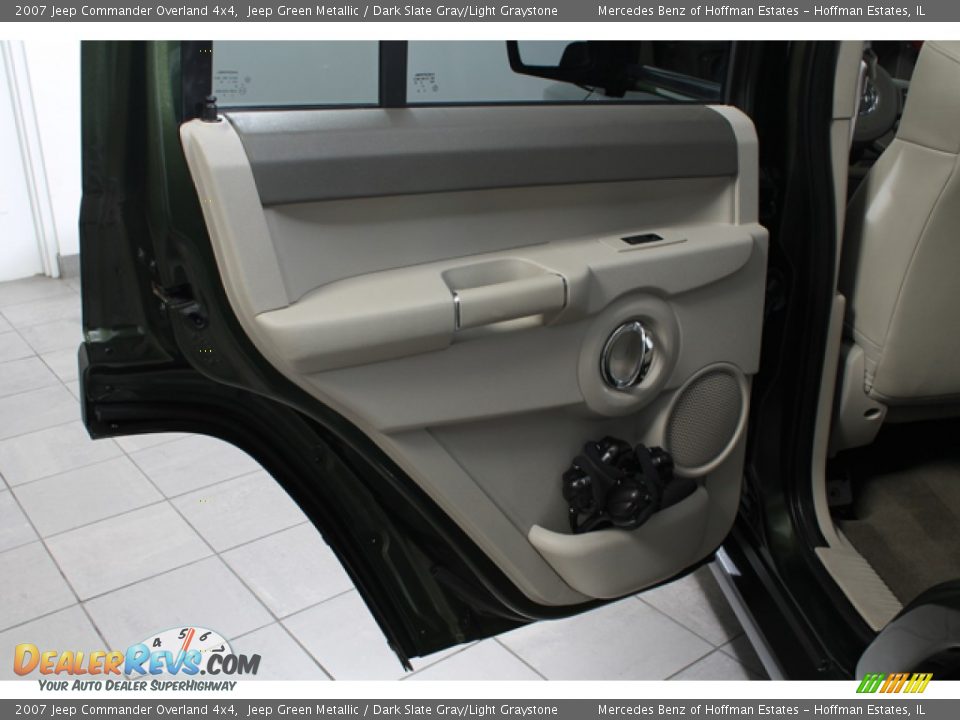 2007 Jeep Commander Overland 4x4 Jeep Green Metallic / Dark Slate Gray/Light Graystone Photo #14