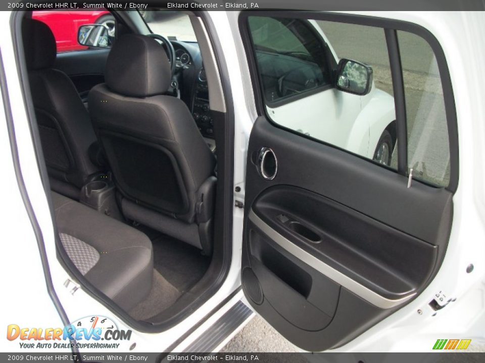 2009 Chevrolet HHR LT Summit White / Ebony Photo #17