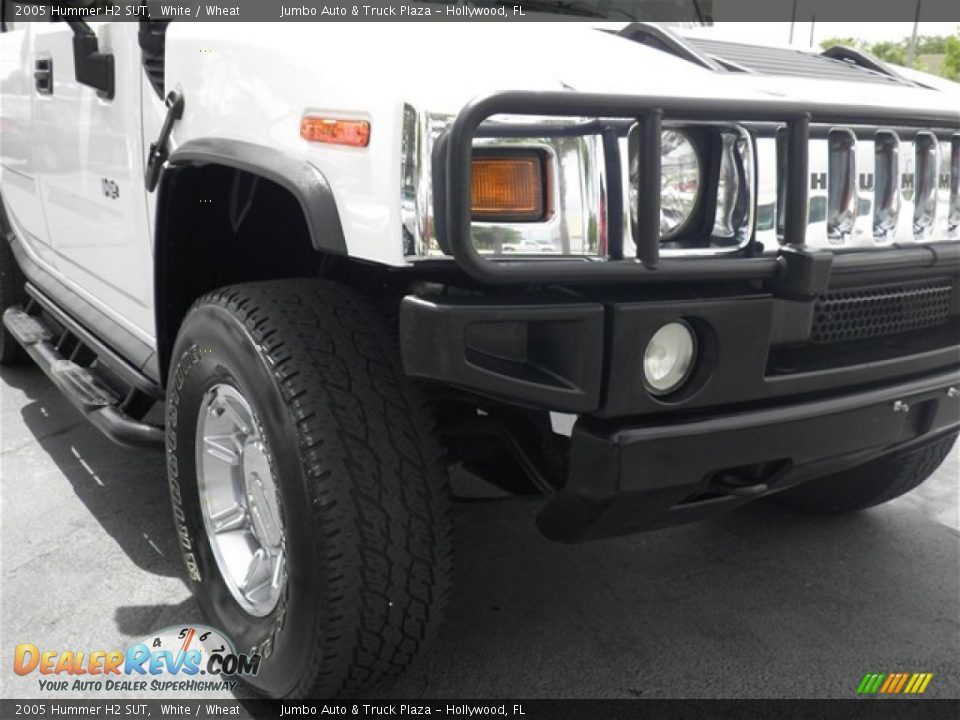 2005 Hummer H2 SUT White / Wheat Photo #2