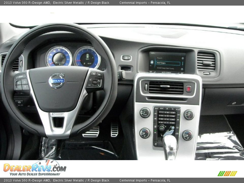 Dashboard of 2013 Volvo S60 R-Design AWD Photo #21