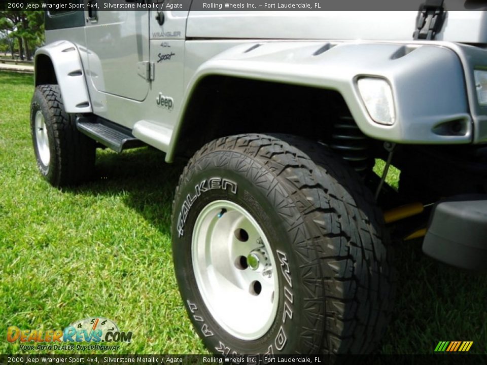 2000 Jeep Wrangler Sport 4x4 Silverstone Metallic / Agate Photo #11