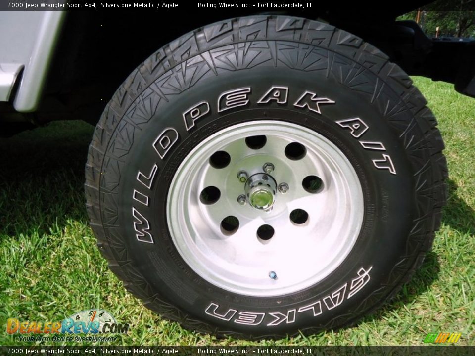 Controls of 2000 Jeep Wrangler Sport 4x4 Photo #26