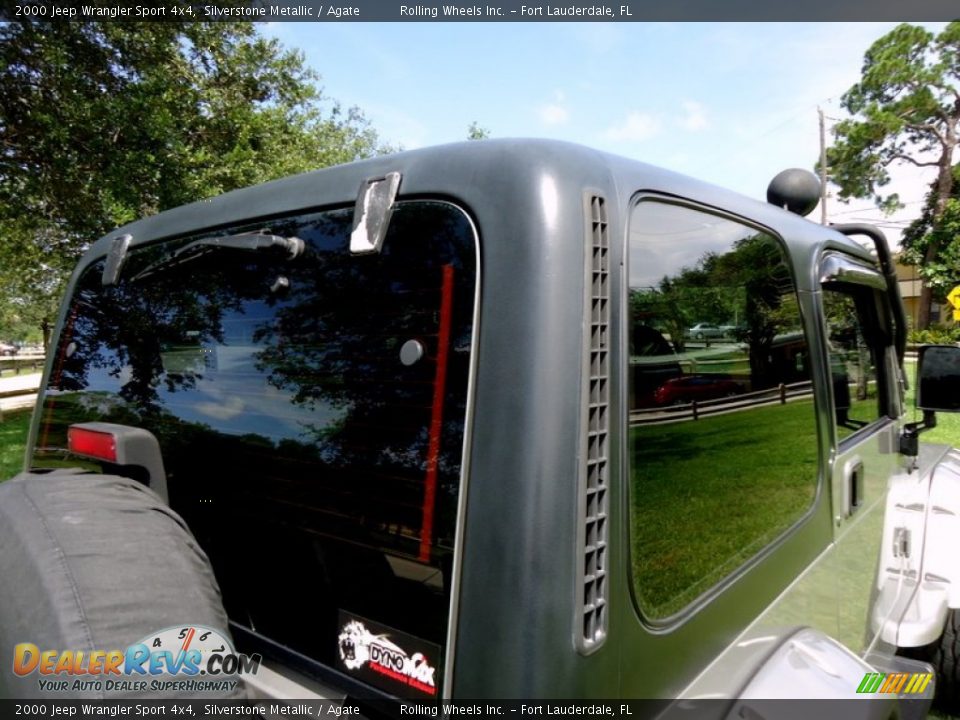2000 Jeep Wrangler Sport 4x4 Silverstone Metallic / Agate Photo #32