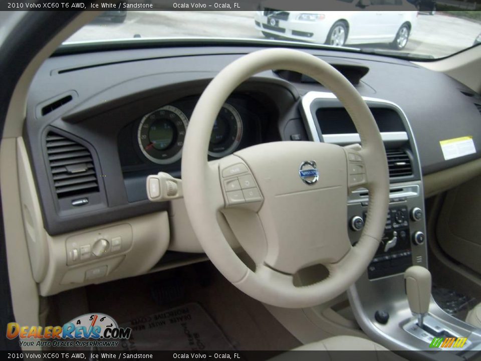 2010 Volvo XC60 T6 AWD Ice White / Sandstone Photo #15