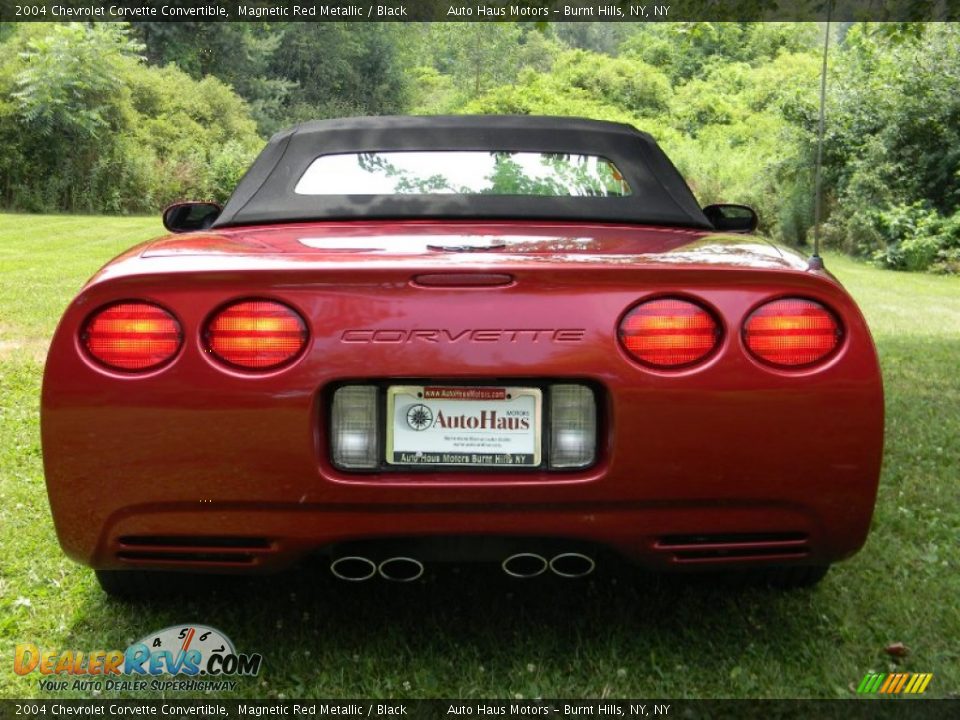 2004 Chevrolet Corvette Convertible Magnetic Red Metallic / Black Photo #17