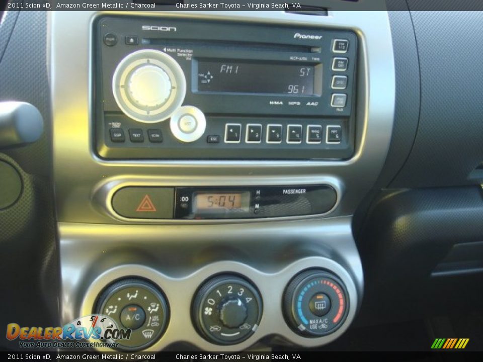 Controls of 2011 Scion xD  Photo #14