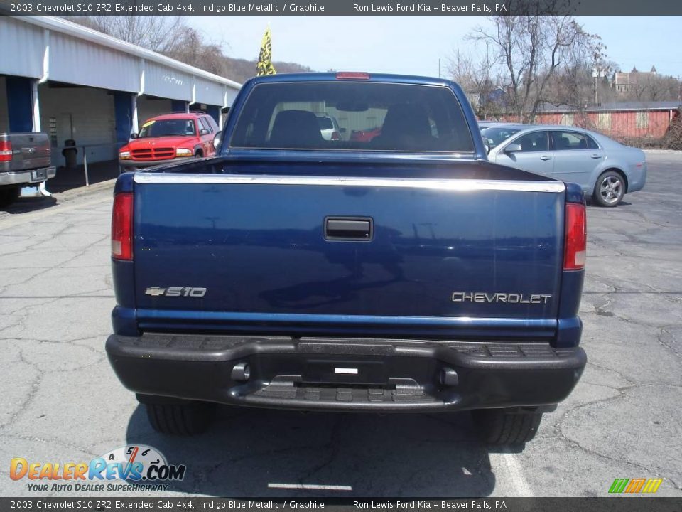 2003 Chevrolet S10 ZR2 Extended Cab 4x4 Indigo Blue Metallic / Graphite Photo #3