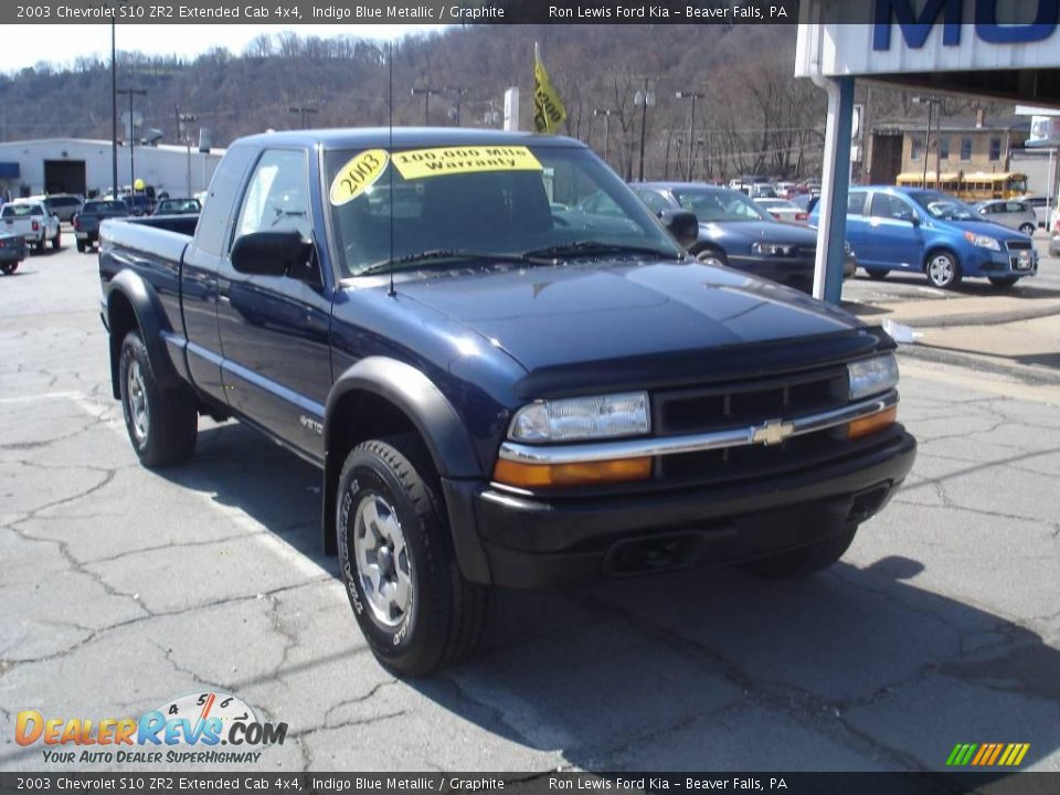 2003 Chevrolet S10 ZR2 Extended Cab 4x4 Indigo Blue Metallic / Graphite Photo #8