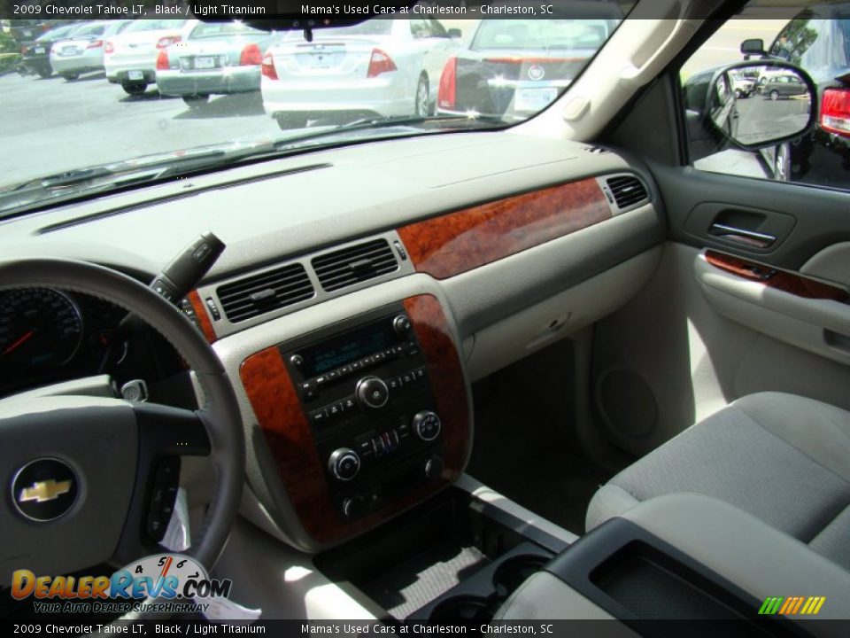 2009 Chevrolet Tahoe LT Black / Light Titanium Photo #17