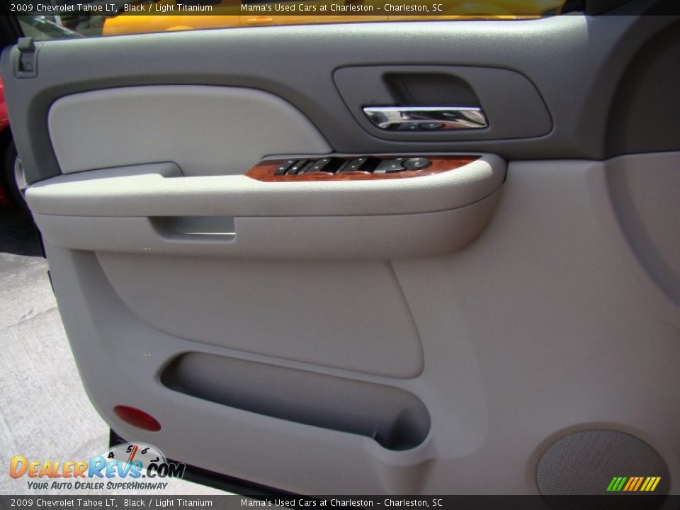 2009 Chevrolet Tahoe LT Black / Light Titanium Photo #18