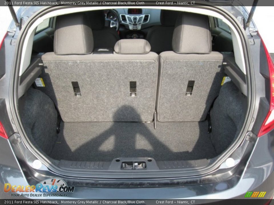2011 Ford Fiesta SES Hatchback Monterey Grey Metallic / Charcoal Black/Blue Cloth Photo #9