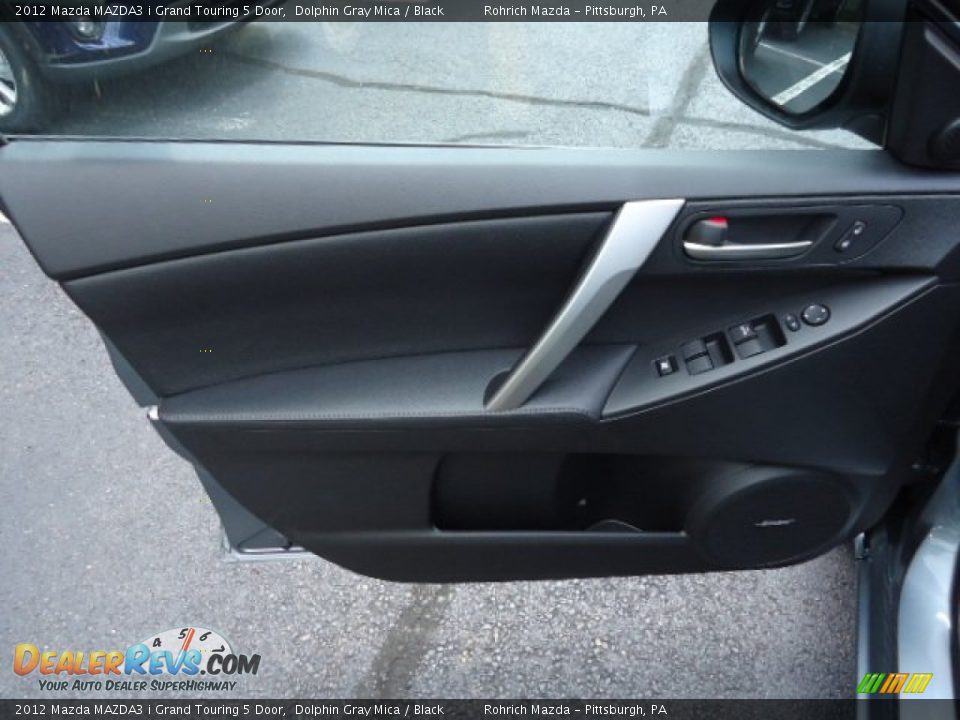 Door Panel of 2012 Mazda MAZDA3 i Grand Touring 5 Door Photo #14