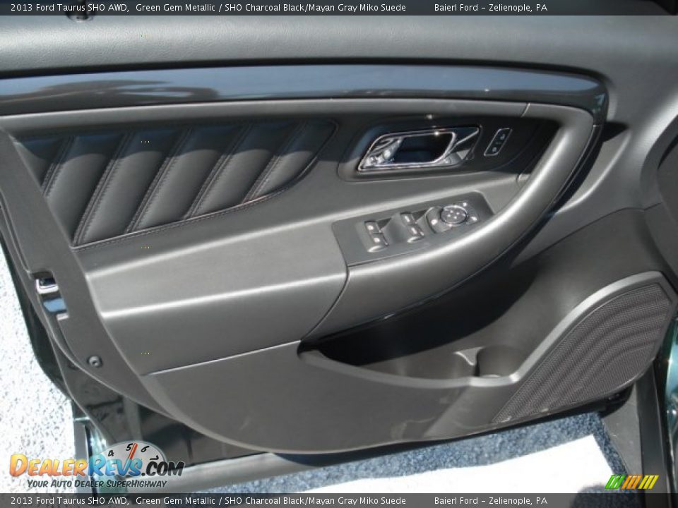 Door Panel of 2013 Ford Taurus SHO AWD Photo #12