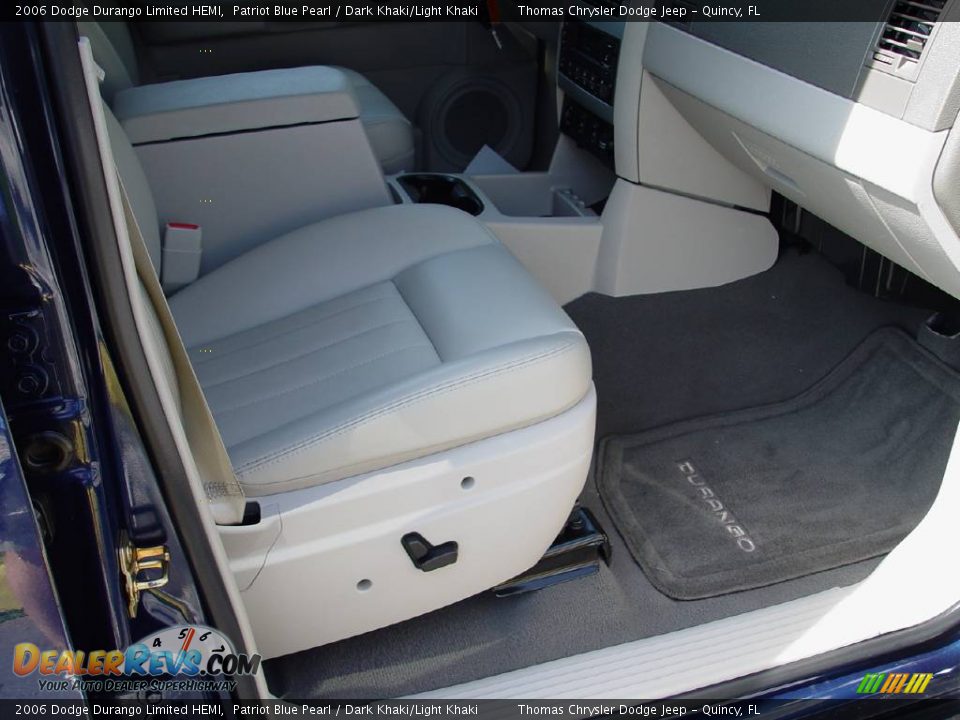 2006 Dodge Durango Limited HEMI Patriot Blue Pearl / Dark Khaki/Light Khaki Photo #11
