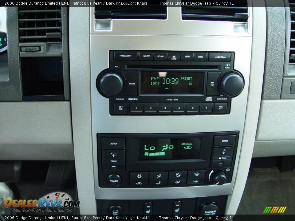 2006 Dodge Durango Limited HEMI Patriot Blue Pearl / Dark Khaki/Light Khaki Photo #18