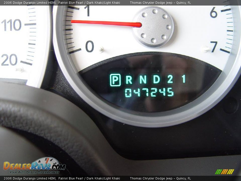 2006 Dodge Durango Limited HEMI Patriot Blue Pearl / Dark Khaki/Light Khaki Photo #19