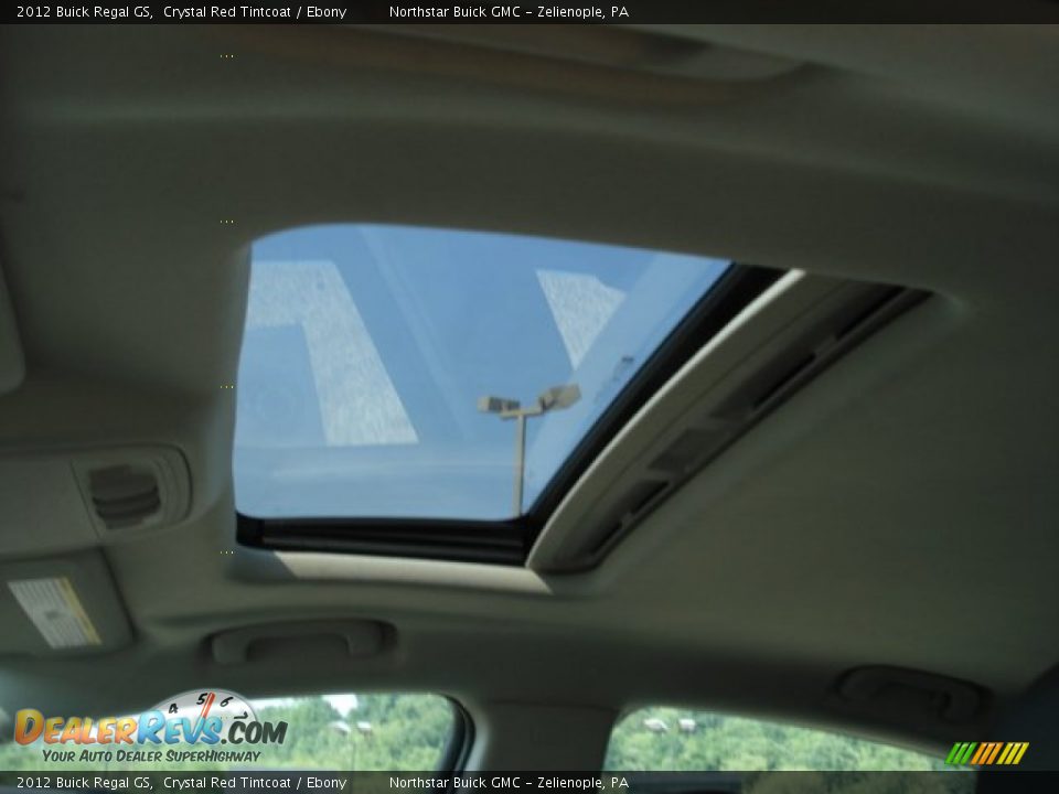 Sunroof of 2012 Buick Regal GS Photo #14
