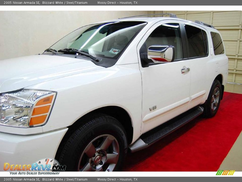 2005 Nissan Armada SE Blizzard White / Steel/Titanium Photo #11